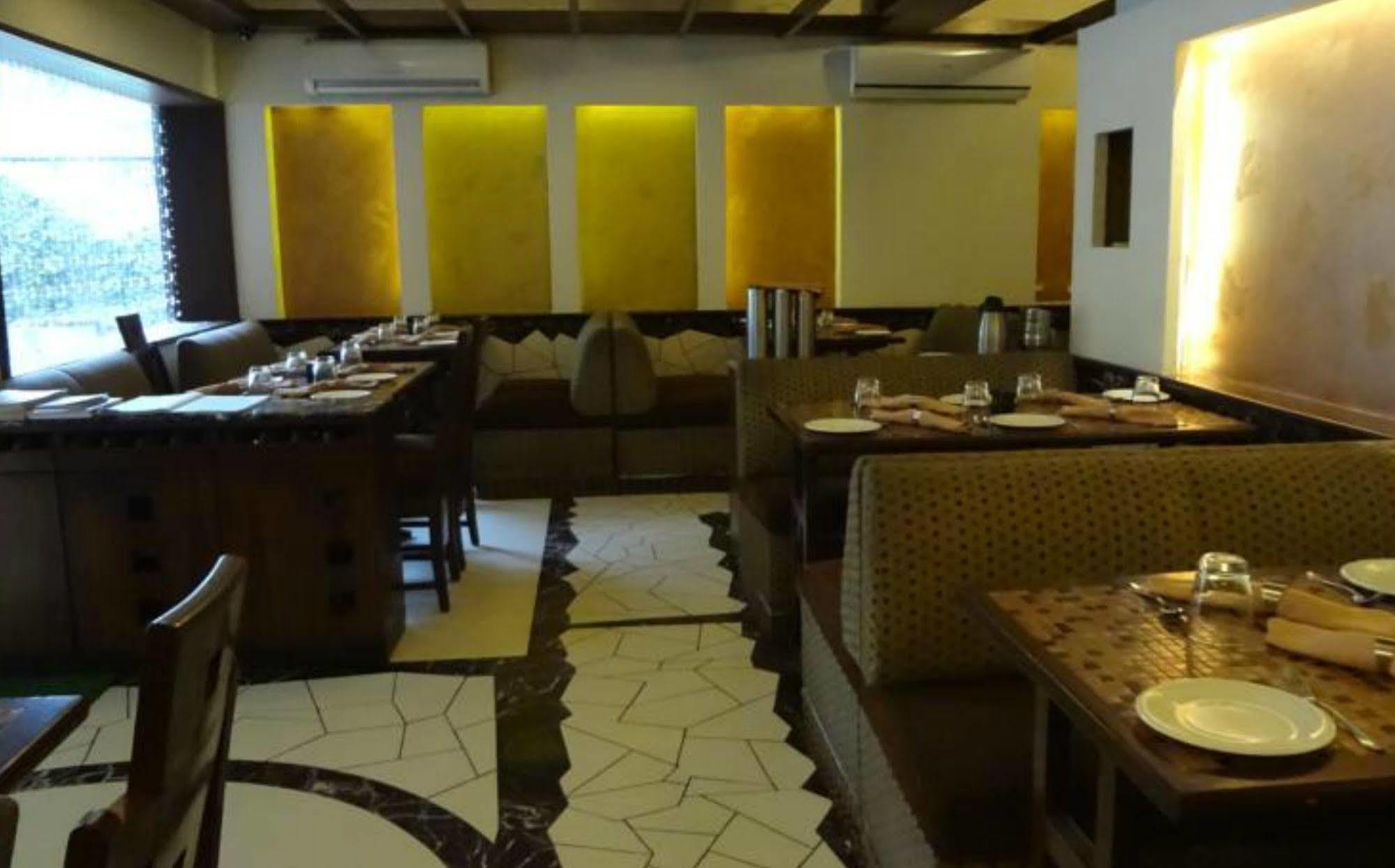 Fabhotel Shubhangan - Nr Bandra Mumbai Ngoại thất bức ảnh